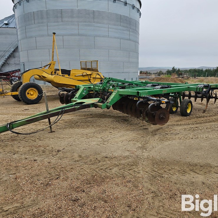 JOHN DEERE 510