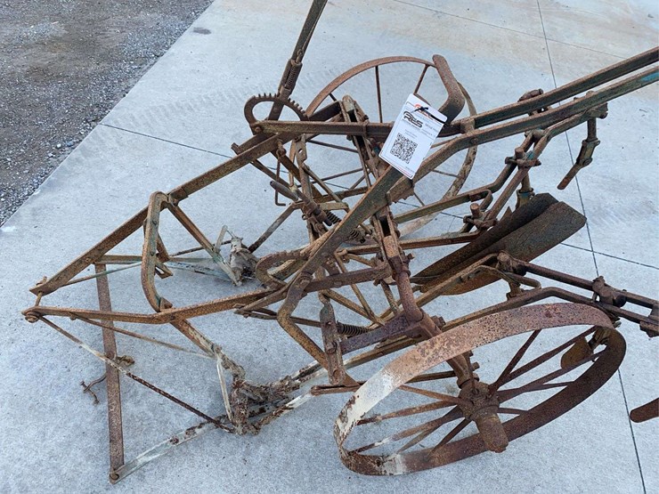 metal-horse-drawn-cultivator-image-10