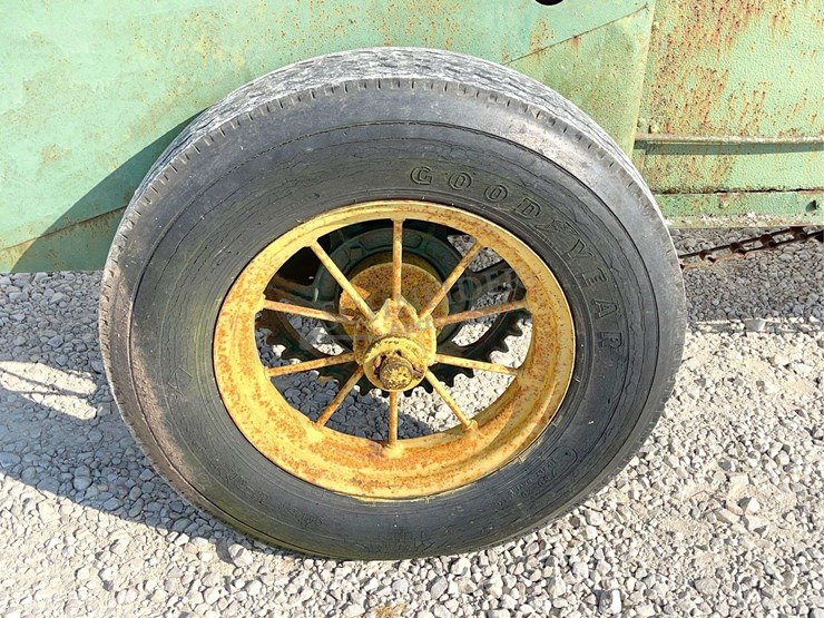 john-deere-h-image-10