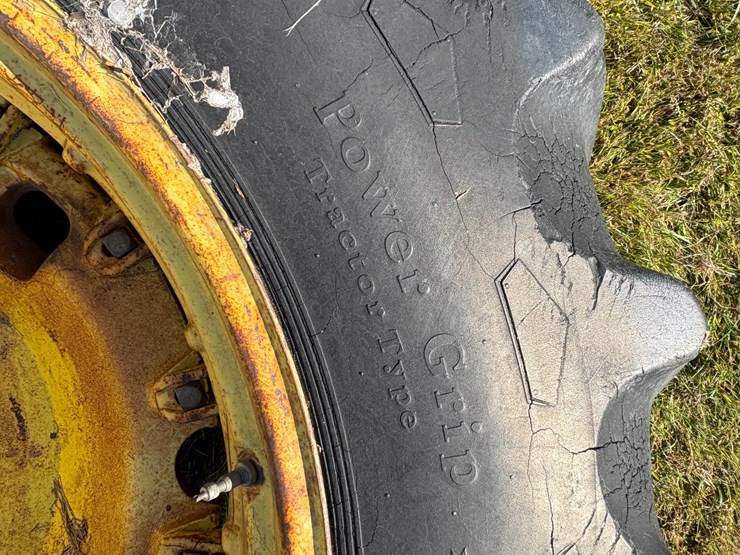 john-deere-18-image-14