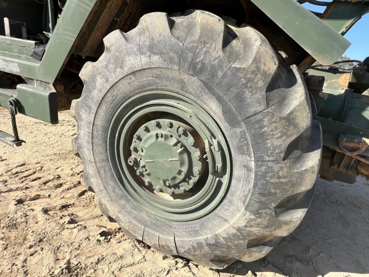 2008-caterpillar-613c-image-10