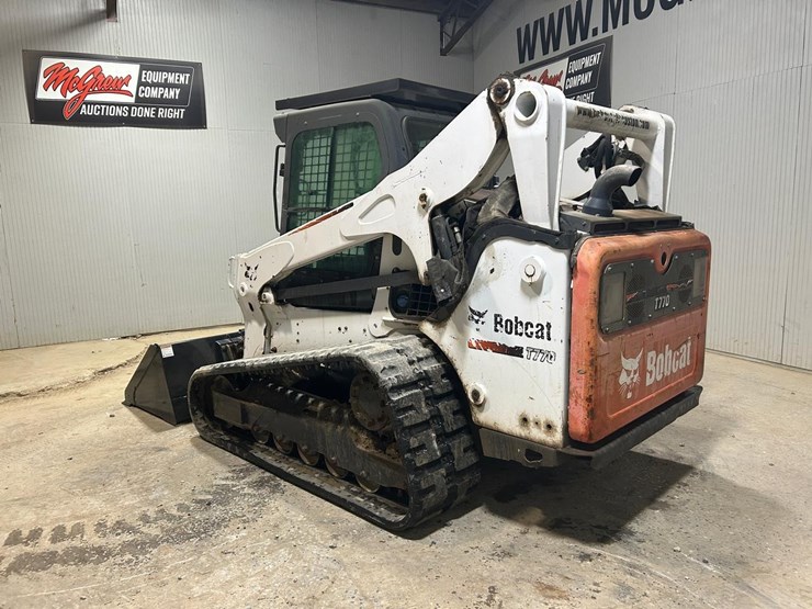 2015-bobcat-t770-image-3