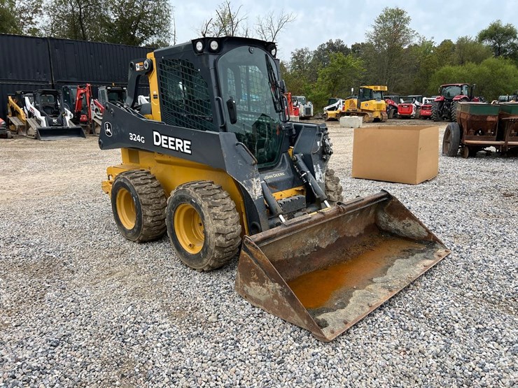 2020-deere-324g-image-7