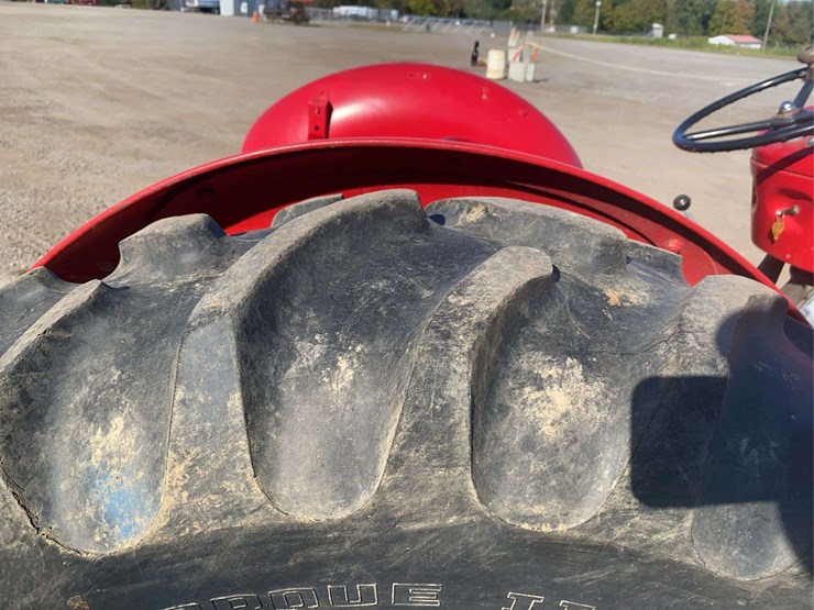 massey-ferguson-65-image-15