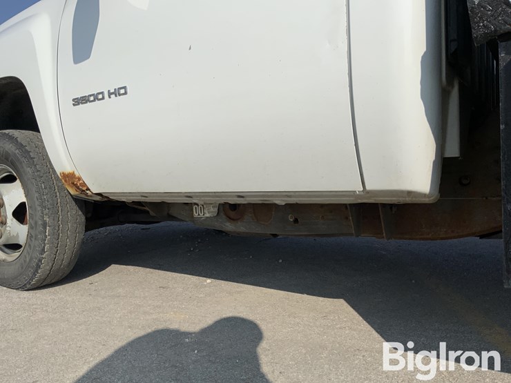 2013-chevrolet-silverado-3500-image-20