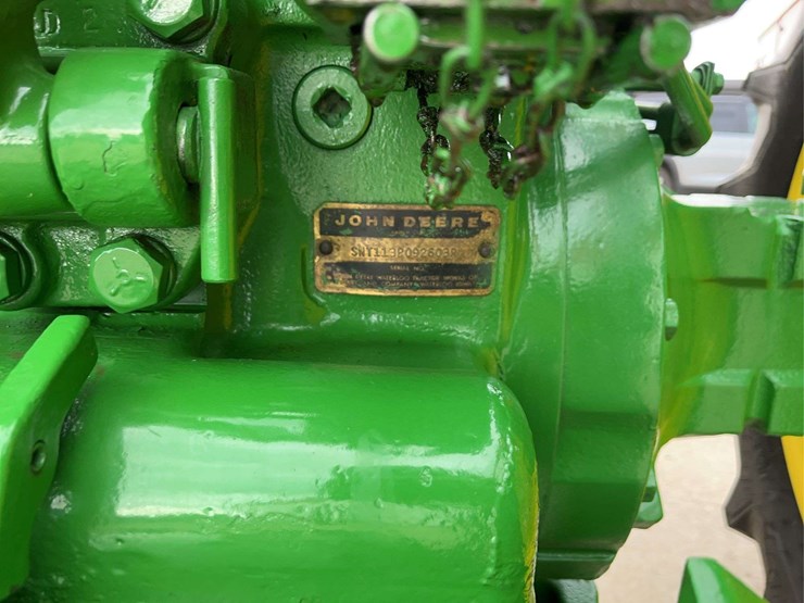 john-deere-3020-image-15