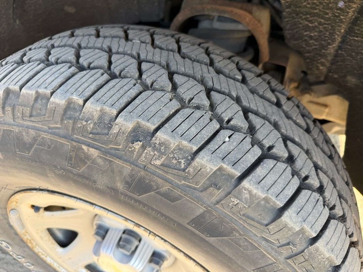 2018-chevrolet-1500-image-29