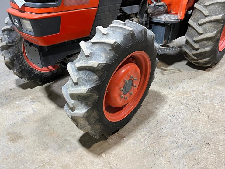 kubota-m8200-image-9