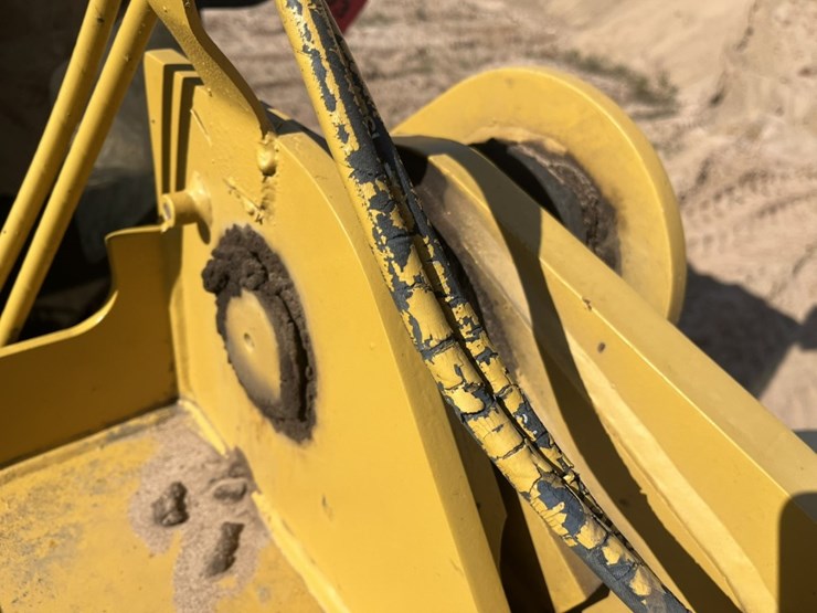caterpillar-928g-image-48
