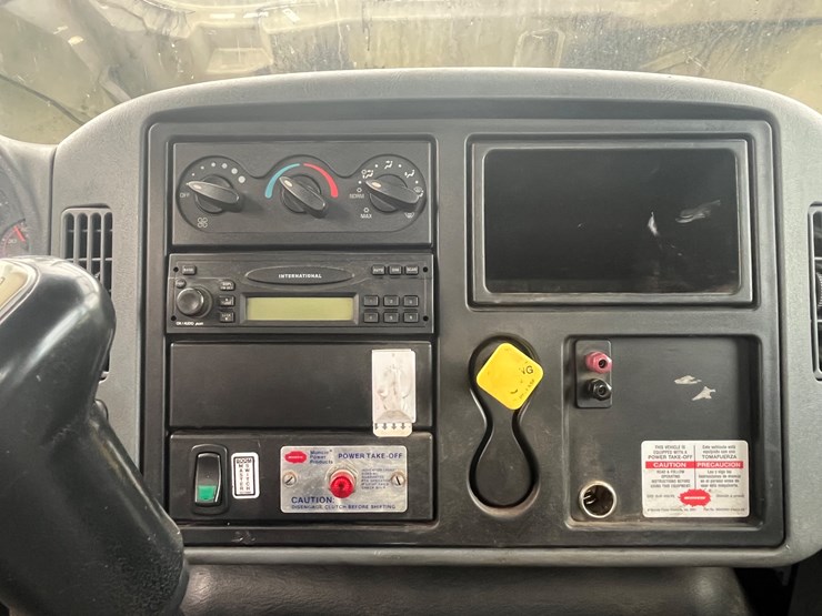 international-durastar-4300-image-21