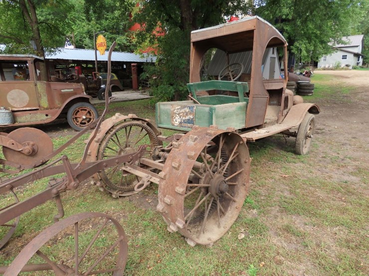 1920-ford-model-t-image-9