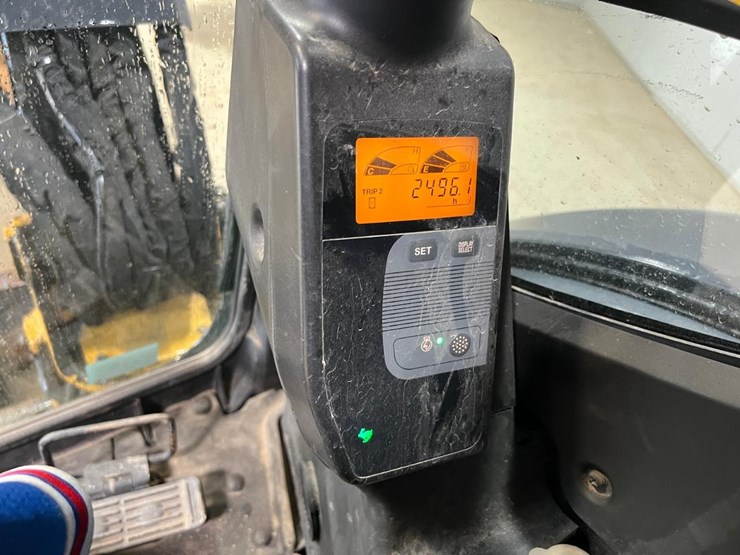 deere-35d-image-27