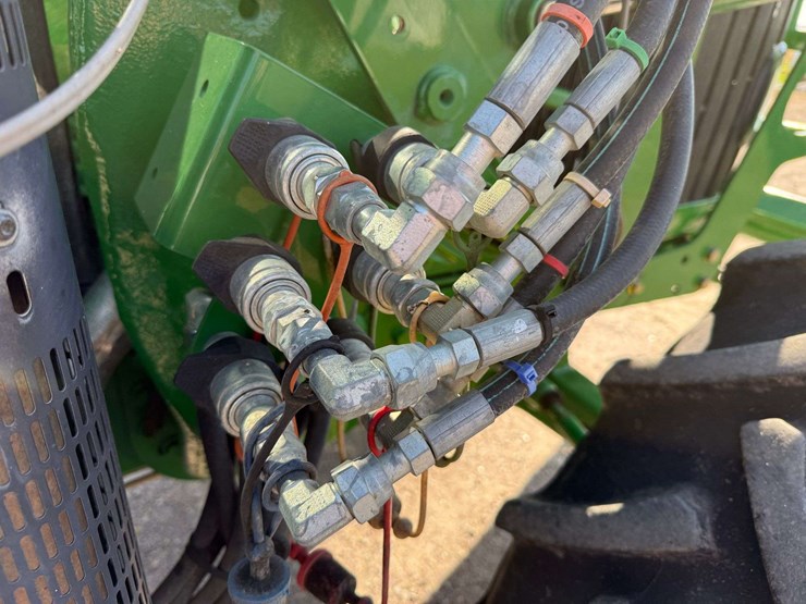 2009-john-deere-6430-premium-image-28