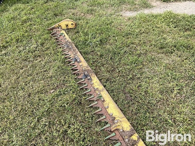 john-deere-350-image-13