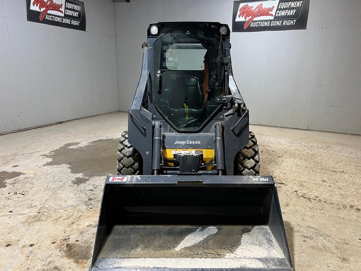 2016-deere-318g-image-9