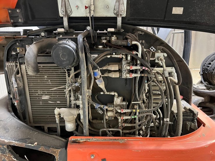 2020-kubota-kx040-4-image-21