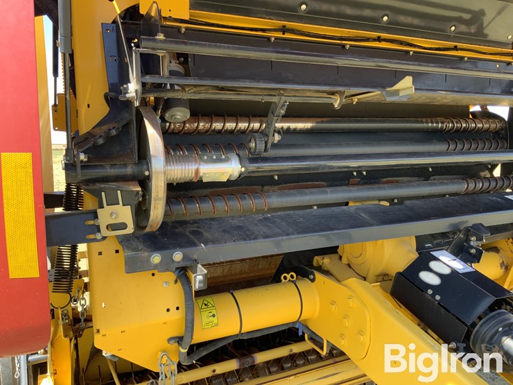 2022-new-holland-roll-belt-560-image-16