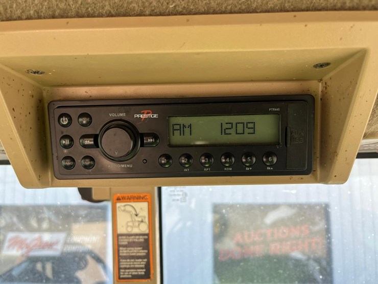 john-deere-7410-image-33