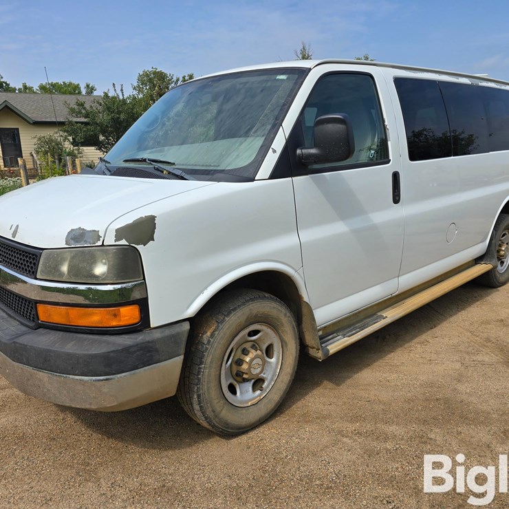 2011 CHEVROLET EXPRESS 3500