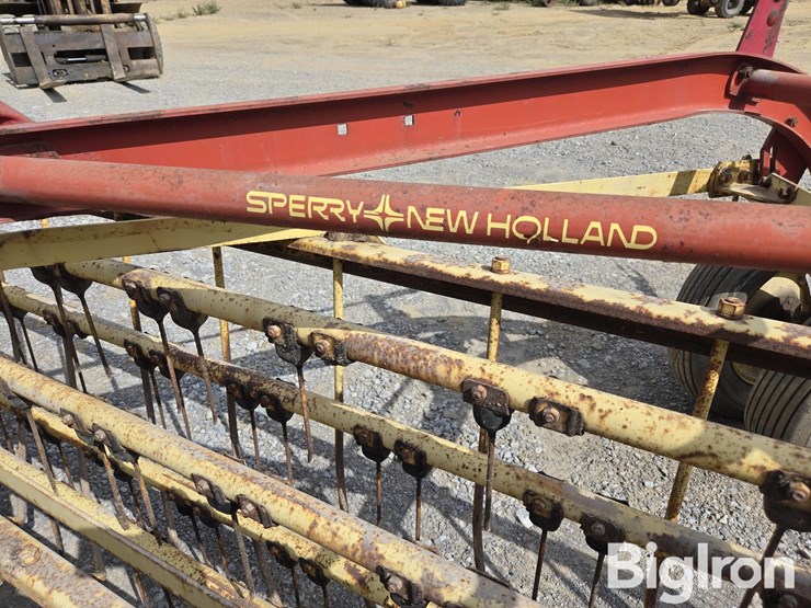 new-holland-256-image-18
