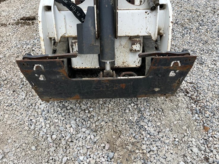 2020-bobcat-mt100-image-9
