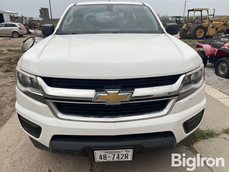 2015-chevrolet-colorado-image-2