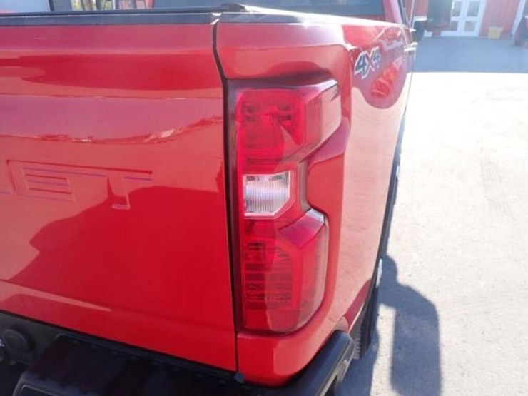 2022-chevrolet-2500-image-73