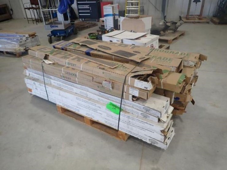 qty-of-assorted-hardwood-flooring-image-1