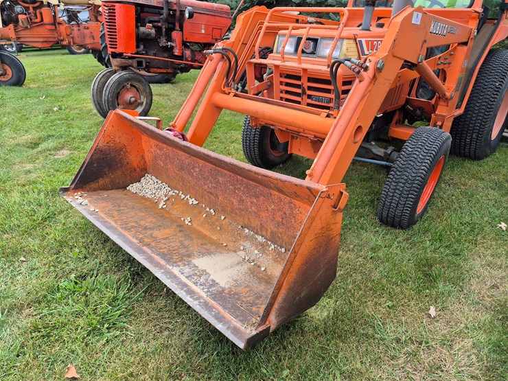 kubota-l2850-image-5