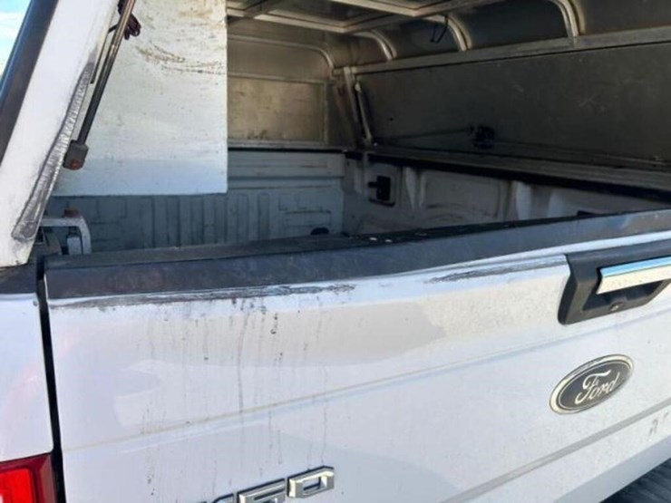2015-ford-f150-image-37