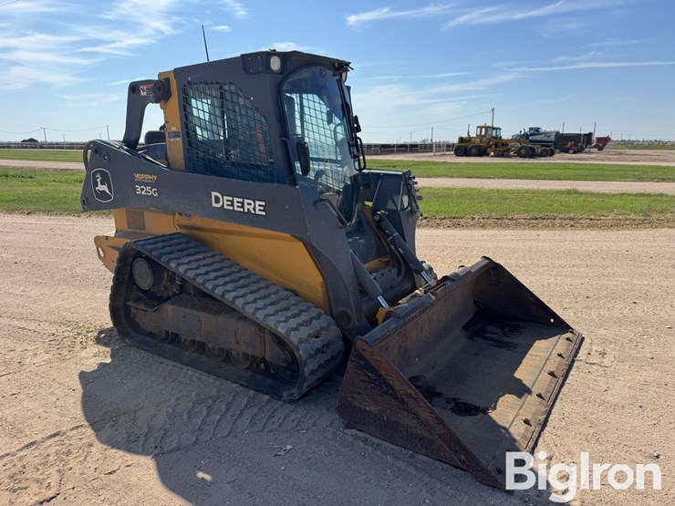2024-deere-325g-image-3
