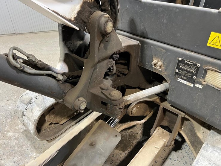 2020-bobcat-e32-image-12