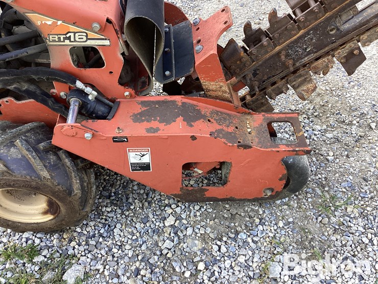 2012-ditch-witch-rt16-image-17