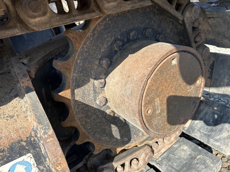 deere-75g-image-73