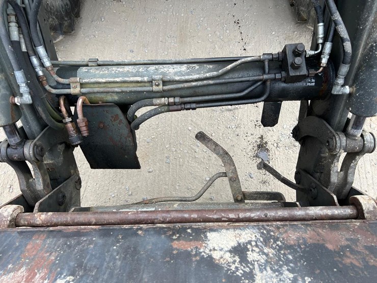 agco-allis-8610-image-10