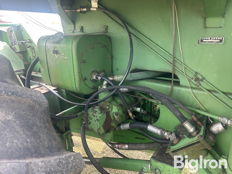 1974-john-deere-5400-image-12