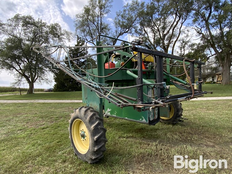 1971-john-deere-600-image-7