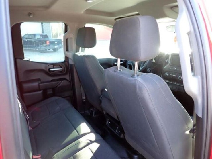 2022-chevrolet-silverado-1500-image-42