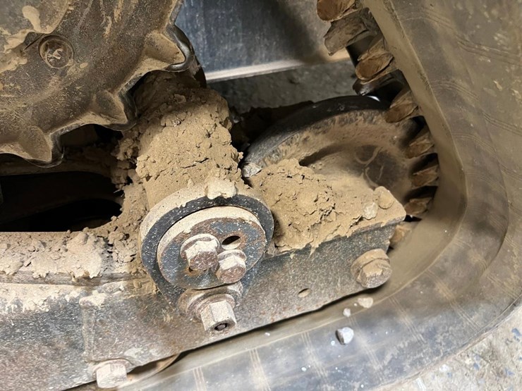 2019-bobcat-t870-image-15