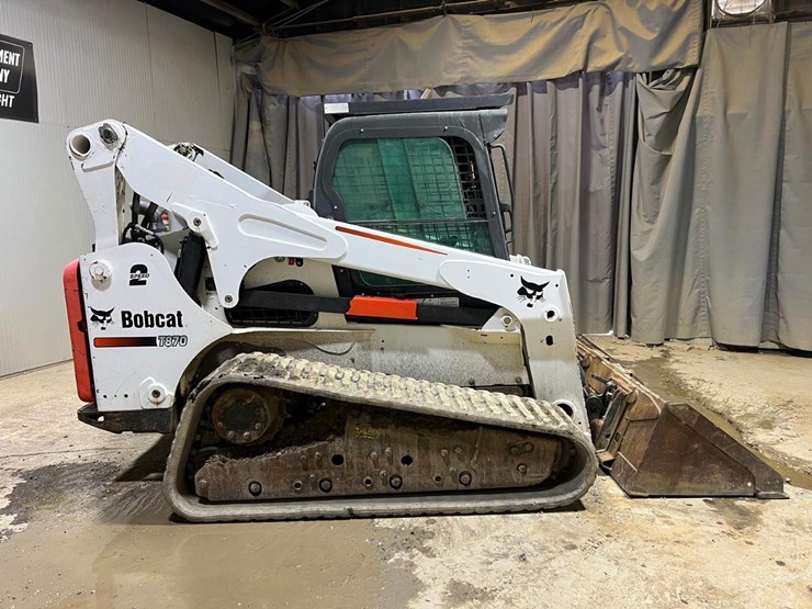2016-bobcat-t870-image-7