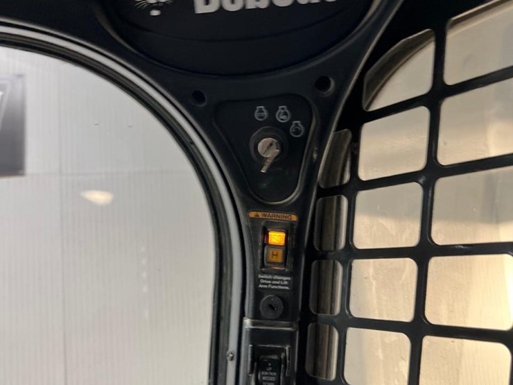 2019-bobcat-t650-image-30