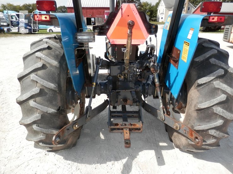 new-holland-3010-image-4