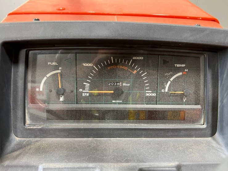 kubota-m8200-image-19