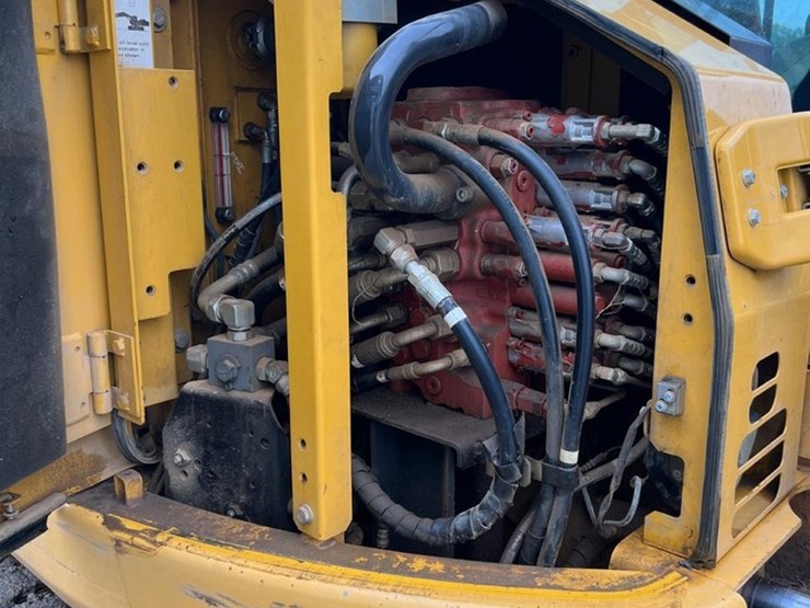 deere-85g-image-22