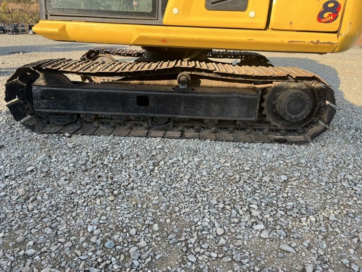2012-komatsu-pc70-image-44