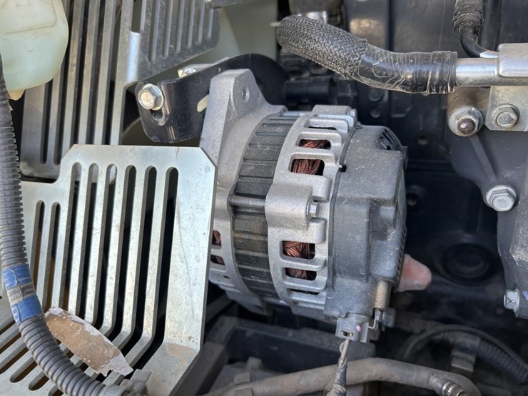 deere-75g-image-44