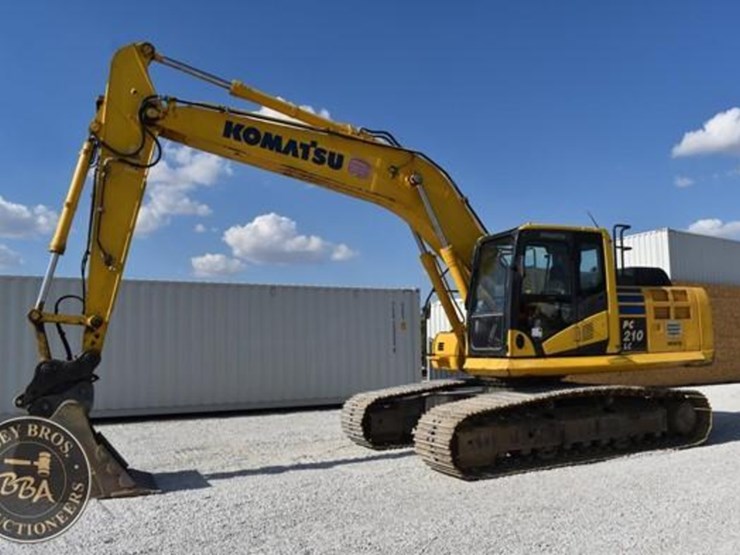 2014-komatsu-pc210-10-image-9