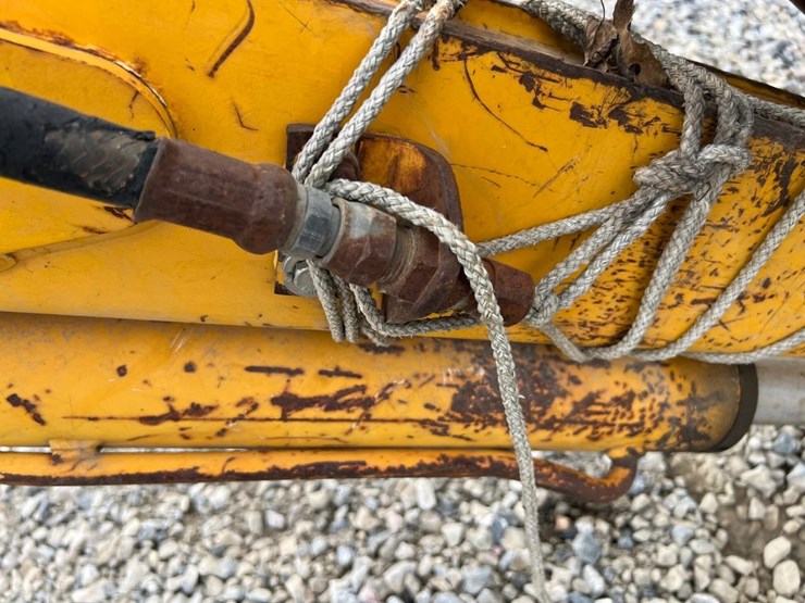 jcb-8032-image-10