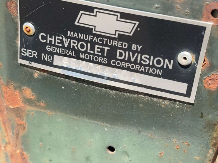 chevrolet-1/2-ton-regular-cab-pickup-image-29