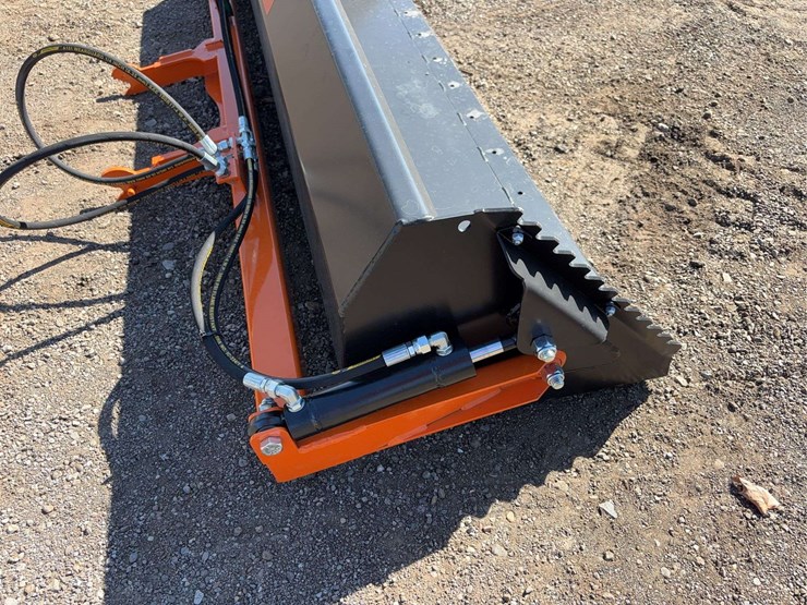 ventrac-steiner-68"-slip-bucket-image-3